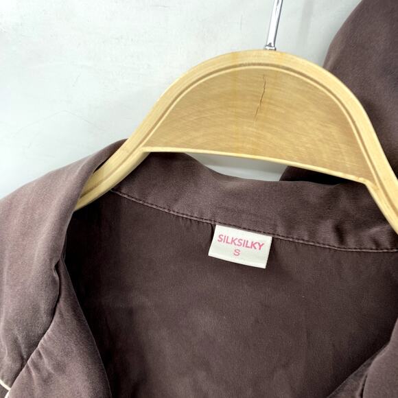 SilkySilk Women's 100% Mulberry Silk Short Sleeve Pajama Set - Picture 4 of 9